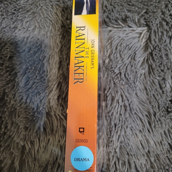 John Grisham's The Rainmaker VHS Movie (1997) - Picture 4 of 7